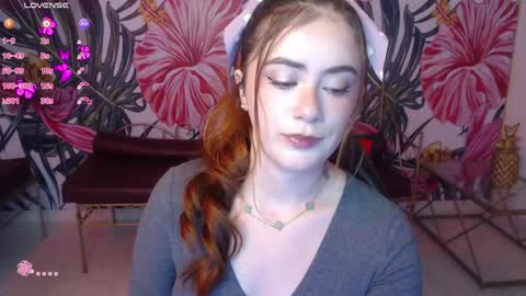 Snapshot of jenni_arango chatting on May 22, 1:17 pm Jenny online show from May 22, 1:17 pm