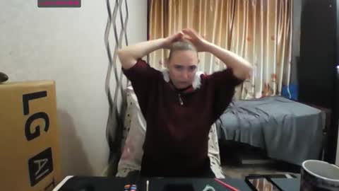 JenniDeep online show from December 3, 12:29 am