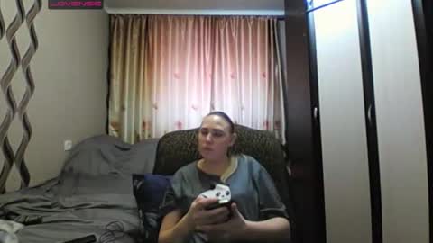 JenniDeep online show from February 7, 10:52 am