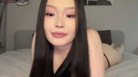 jennie_yung online show from July 15, 4:40 am