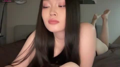 jennie_yung online show from July 22, 3:31 am