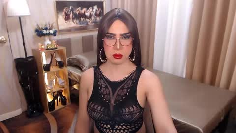 jenniegarcia online show from April 30, 7:09 pm