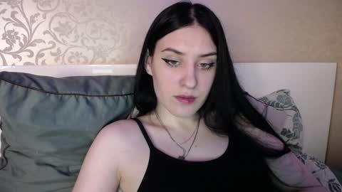 Snapshot of jennifeeeer chatting on December 9, 11:34 pm Helen online show from December 9, 11:34 pm