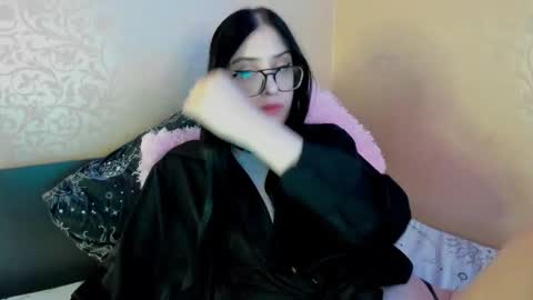 Snapshot of jennifeeeer chatting on November 10, 9:47 pm Helen online show from November 10, 9:47 pm