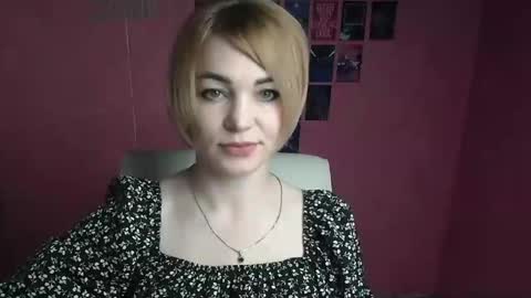 Jennifer online show from April 27, 5:49 am