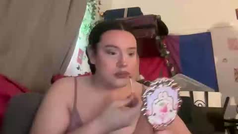 jennifer_robbie online show from June 5, 4:30 am
