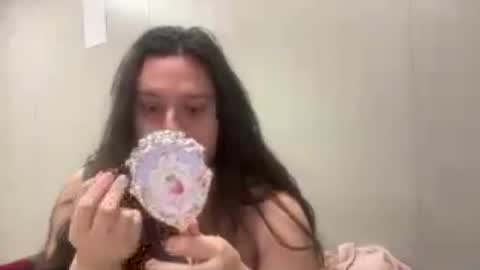 jennifer_robbie online show from July 3, 2:40 am