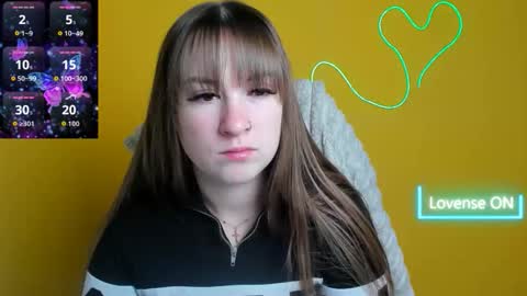 Snapshot of jennifer_xo_ chatting on November 23, 6:35 am Jennifer online show from November 23, 6:35 am