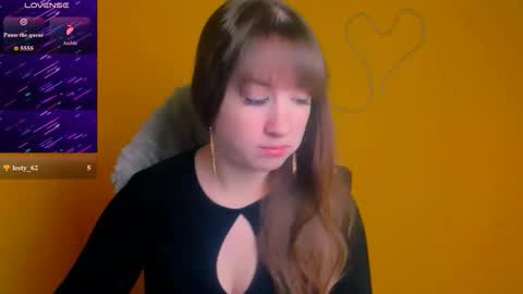 Jennifer online show from March 17, 6:28 am