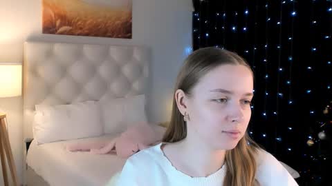 Jennifer online show from January 14, 12:22 pm