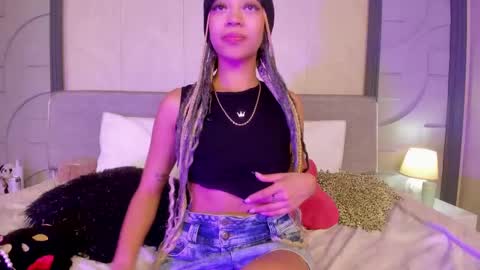 U can call me Angel online show from November 21, 1:04 am