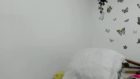 jenniferloveyou online show from April 28, 5:07 pm