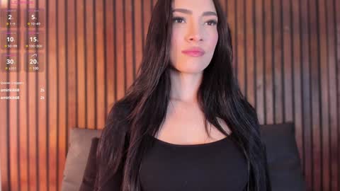 Snapshot of jennmiller_ chatting on February 7, 12:17 pm online show from February 7, 12:17 pm