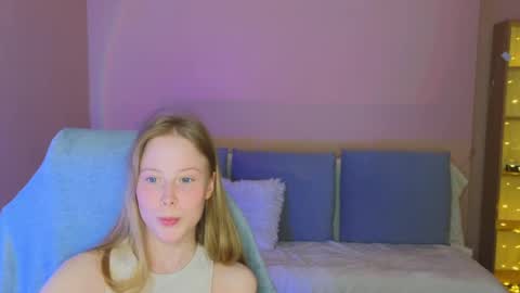 Snapshot of jenny_angelok chatting on May 20, 2:12 pm Next broadcast on December 05 subject to change online show from May 20, 2:12 pm