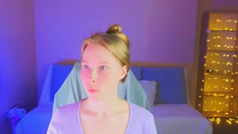 Snapshot of jenny_angelok chatting on June 3, 2:19 pm Next broadcast on December 05 subject to change online show from June 3, 2:19 pm