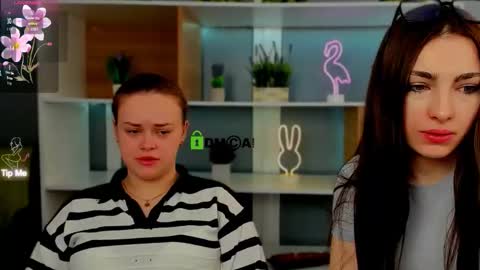 Snapshot of jenny_donne chatting on March 10, 6:07 am jenny_donne online show from March 10, 6:07 am