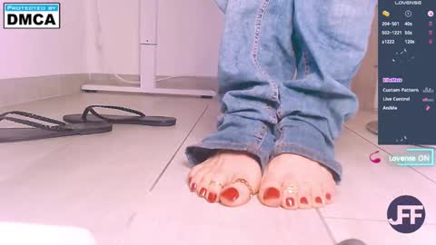 Jenny online show from October 25, 1:29 pm