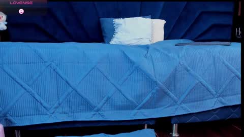 Snapshot of jenny_golden1 chatting on January 30, 2:36 pm Jenny  online show from January 30, 2:36 pm