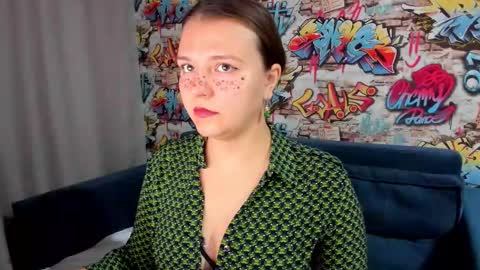 Jenny online show from September 14, 11:59 pm