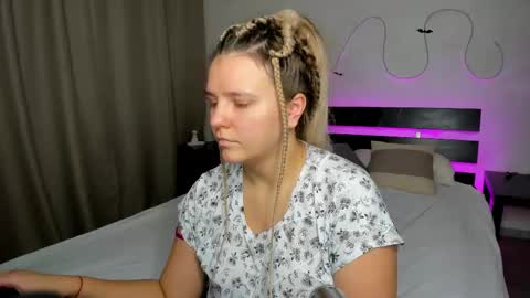 Jenny online show from October 30, 1:29 am