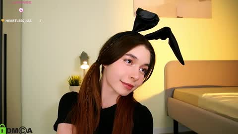 Snapshot of jenny_lylu chatting on February 1, 7:23 pm Ori online show from February 1, 7:23 pm