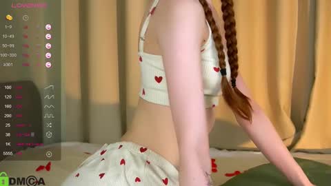 Snapshot of jenny_lylu chatting on February 16, 1:03 am Ori online show from February 16, 1:03 am