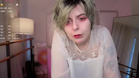 Stella online show from February 20, 6:26 am