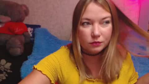 Snapshot of jenny_oliviawow chatting on October 10, 3:00 pm All the most interesting in private. my room for my smile online show from October 10, 3:00 pm