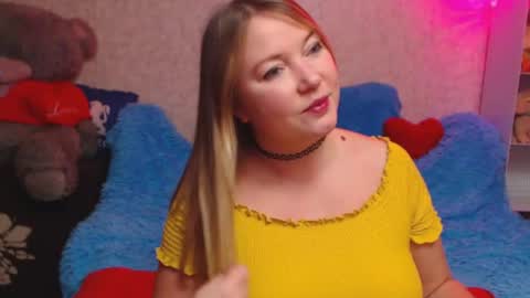 Snapshot of jenny_oliviawow chatting on December 4, 3:21 pm All the most interesting in private. my room for my smile online show from December 4, 3:21 pm