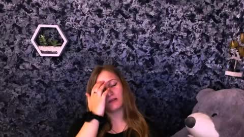 Snapshot of jenny_smille_ chatting on May 29, 8:23 am jenny_smille_ online show from May 29, 8:23 am