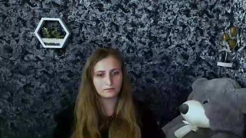 Snapshot of jenny_smille_ chatting on June 5, 6:52 am jenny_smille_ online show from June 5, 6:52 am