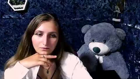 Snapshot of jenny_smille_ chatting on July 17, 5:36 am jenny_smille_ online show from July 17, 5:36 am