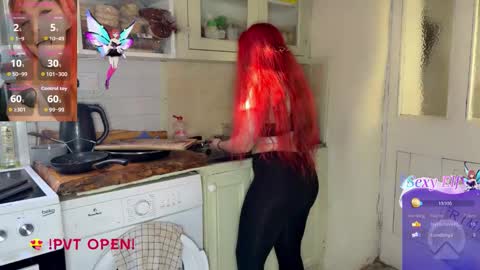 Snapshot of jenny_style chatting on December 16, 2:44 pm JennyStyle online show from December 16, 2:44 pm