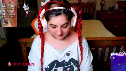 Snapshot of jenny_style chatting on May 29, 12:19 am JennyStyle online show from May 29, 12:19 am