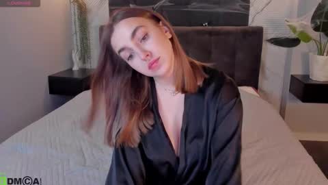 Snapshot of jennybecker chatting on October 30, 8:49 am JennyBecker online show from October 30, 8:49 am