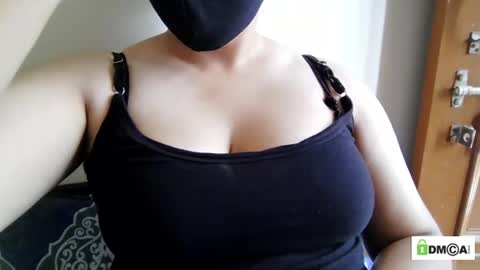 Snapshot of jennydolphin chatting on July 7, 6:47 am Jenny online show from July 7, 6:47 am