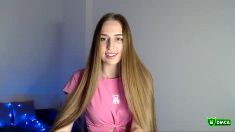 The Flower Power Models online show from November 13, 1:54 pm