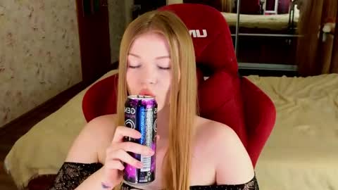 Snapshot of jennykiss11 chatting on May 31, 5:53 pm your dream online show from May 31, 5:53 pm