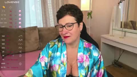 Snapshot of jennymons chatting on May 24, 7:57 am Jenny online show from May 24, 7:57 am