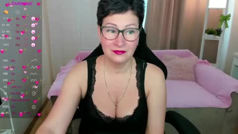 Jenny online show from June 27, 8:08 am