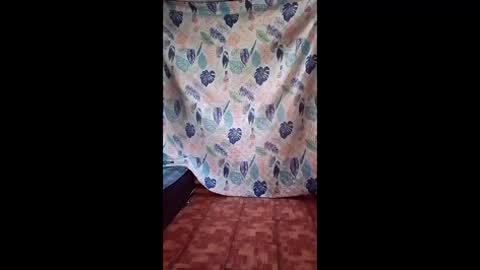 Snapshot of jennytravestisexy chatting on May 4, 6:15 pm jennytravestisexy online show from May 4, 6:15 pm
