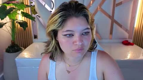 Jeonmei tp    2130- 600 online show from February 25, 12:15 pm