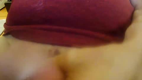 Snapshot of jepn1112 chatting on December 22, 2:38 pm JoeEBear online show from December 22, 2:38 pm