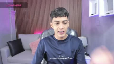 Snapshot of jeremias_1 chatting on May 30, 1:19 pm JEREMIAS online show from May 30, 1:19 pm