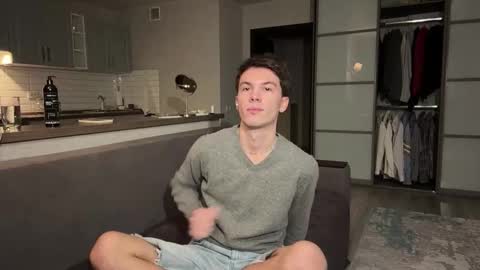 jeremy1scott online show from November 9, 3:27 am