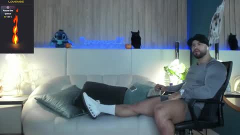 Jeremy online show from October 17, 9:39 pm