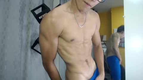 Snapshot of jeremy_job chatting on May 18, 12:00 pm Jeremy online show from May 18, 12:00 pm
