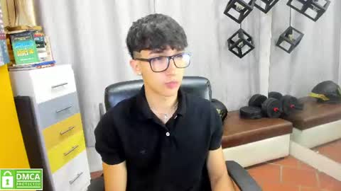 Snapshot of jeremy_job chatting on July 24, 11:41 am Jeremy online show from July 24, 11:41 am