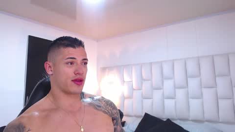 Snapshot of jeremy_lane chatting on May 19, 1:56 am Jeremy lane online show from May 19, 1:56 am
