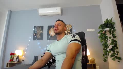 Jeremy Lowe online show from December 17, 1:16 pm